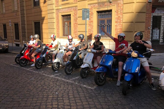 Vespa Self Drive Tour in Rome (Experience is a must!!) - Photo ops and the “I’m actually in Rome” feeling