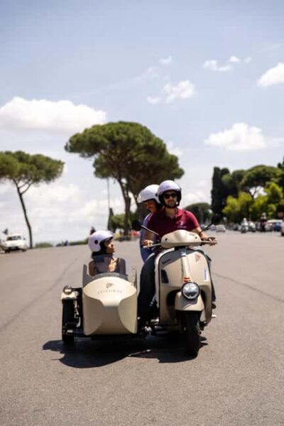 Vespa Sidecar Tour: Highlights of Rome - Meet at Largo Carlo Goldoni (and how to start smoothly)