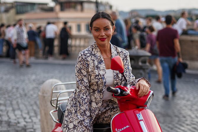 Vespa Tour Guided by Local in Rome - Piazza Navona: Four Fountains and a Photogenic Finish