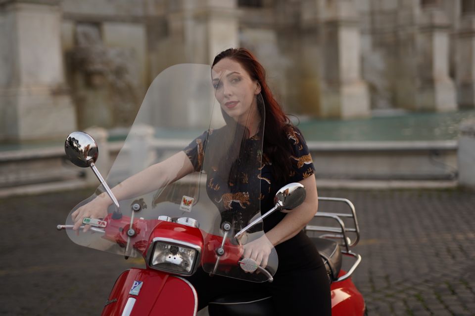 Vespa Tour with Professional Photographer - Small Group Energy: Why the Cap of 15 People Helps