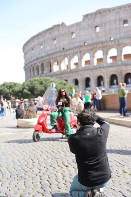 Vespa Tour with Professional Photography in Rome - Gianicolo Terrace: closing with one of Rome’s big outlooks