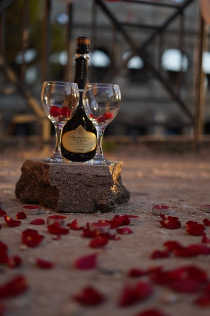 Vespa - Wine and Photo Tour in Rome - Giardino degli Aranci: Break Time With a View Focus