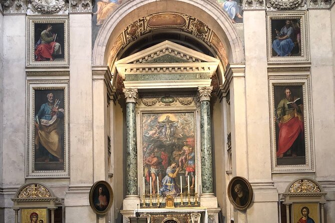 Via Crucis Catholic Pilgrim Walking Tour in Rome - Stop 1 at the Start Point Area: St John Lateran as Mother Church