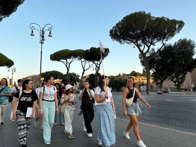 Via Roma: A Journey Through Time - Trevi Fountain: the coin toss and the best photo spots