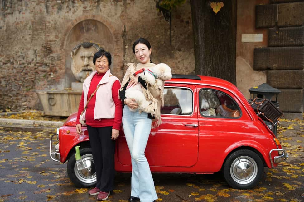 Vintage Fiat500 car Tour by Professional Photographer - Janiculum Hill and the Gianicolo Terrace photo moment