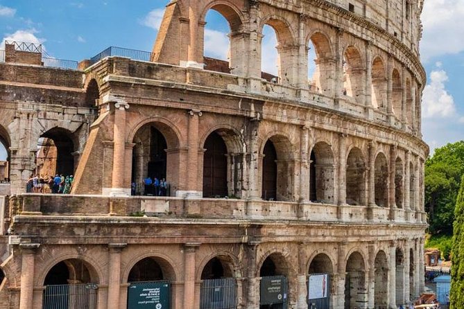 VIP Airport to Hotel Transfer with Orientation Tour - The One-Hour Orientation Drive: See Rome, Stay Comfortable