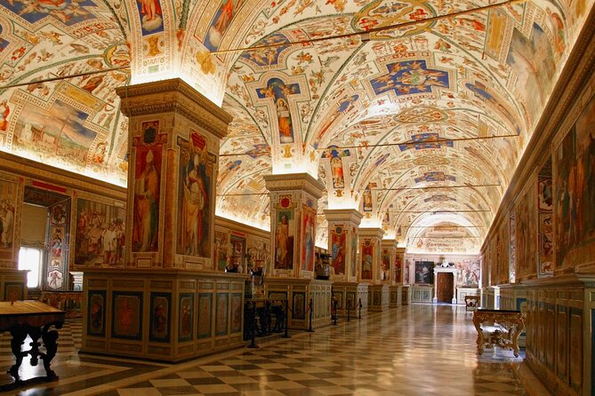 Vip Vatican Early Entry with special access to the Sistine Chapel - Sistine Chapel Access: Short Time, Big Payoff