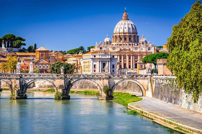 Vip Vatican Early Entry with special access to the Sistine Chapel - Cortile della Pigna: A Breather Before You Exit