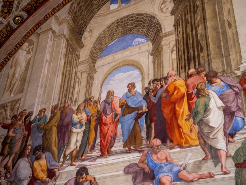 VIP Vatican in a Day Tour: Art and History as Never Before - The meeting point and how the first 10 minutes set the tone