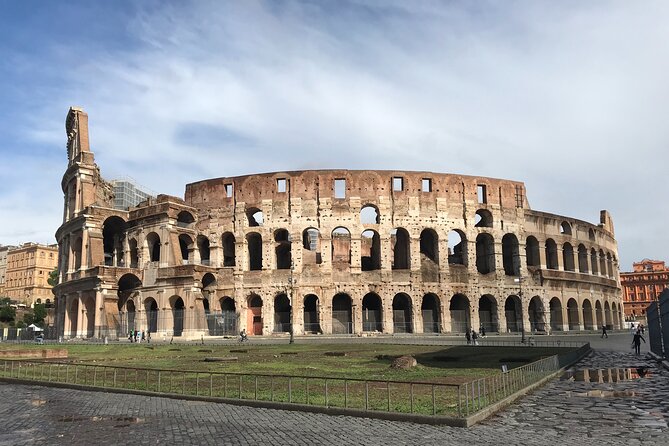 Walking Tour of the Colosseum, Roman Forum and Palatine Hill - Palatine Hill: emperor palaces, Romulus and Remus, and big views