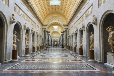Wednesday Early Morning Sistine Chapel and Vatican I Max 6 People - The small-group format (max 6) and what that changes