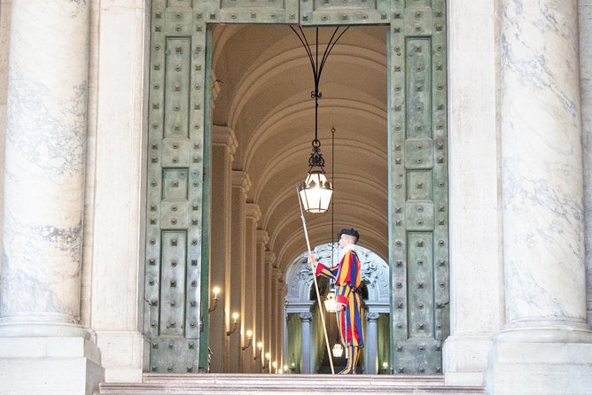 Wheelchair Accessible Sistine Chapel & Vatican Private Tour for Disable Visitors - Vatican Museums highlights: maps, tapestries, and the big names in art