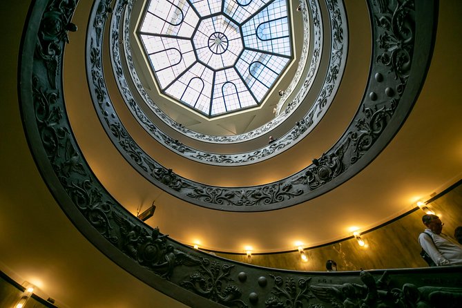 Wheelchair Accessible Sistine Chapel & Vatican Private Tour for Disable Visitors - Raphael Rooms (1500s frescoes): why these stops feel worth it