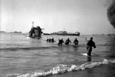 WWII BATTLEFIELDS: Anzio and Nettuno D-Day Landings Fullday from Rome - Porto di Anzio: The Coastal Stop Where Local Stories Often Matter Most