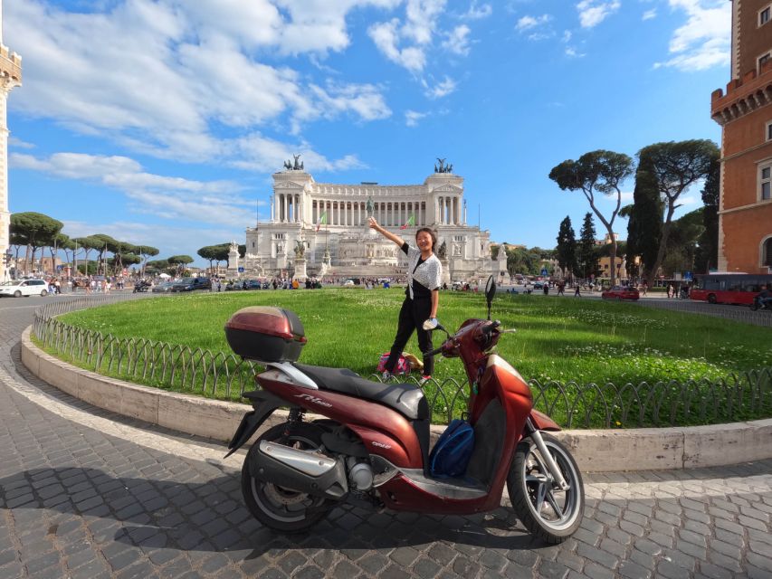 🛵 Rome: Private Scooter Guided Tour, Day - Night Ride💘🛵 - Mouth of Truth and Janiculum Hill: Perfect Photo Timing